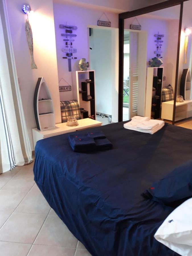 Dans Un Jardin Bb Et Jacuzzi Bed & Breakfast Mandelieu-La Napoule Exterior photo