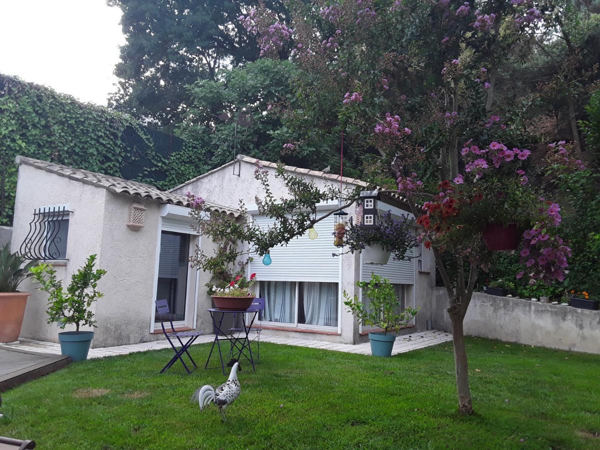 Dans Un Jardin Bb Et Jacuzzi Bed & Breakfast Mandelieu-La Napoule Exterior photo