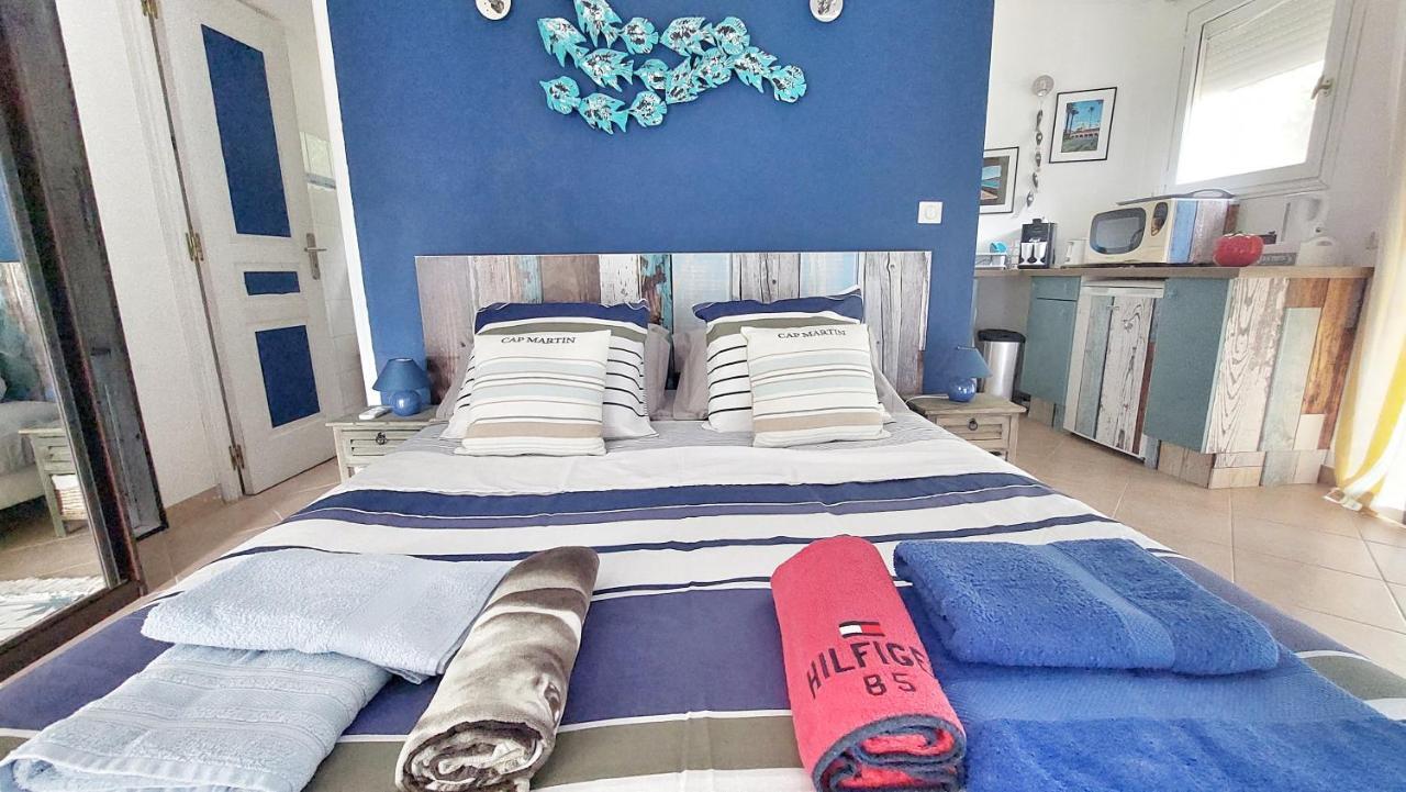 Dans Un Jardin Bb Et Jacuzzi Bed & Breakfast Mandelieu-La Napoule Exterior photo